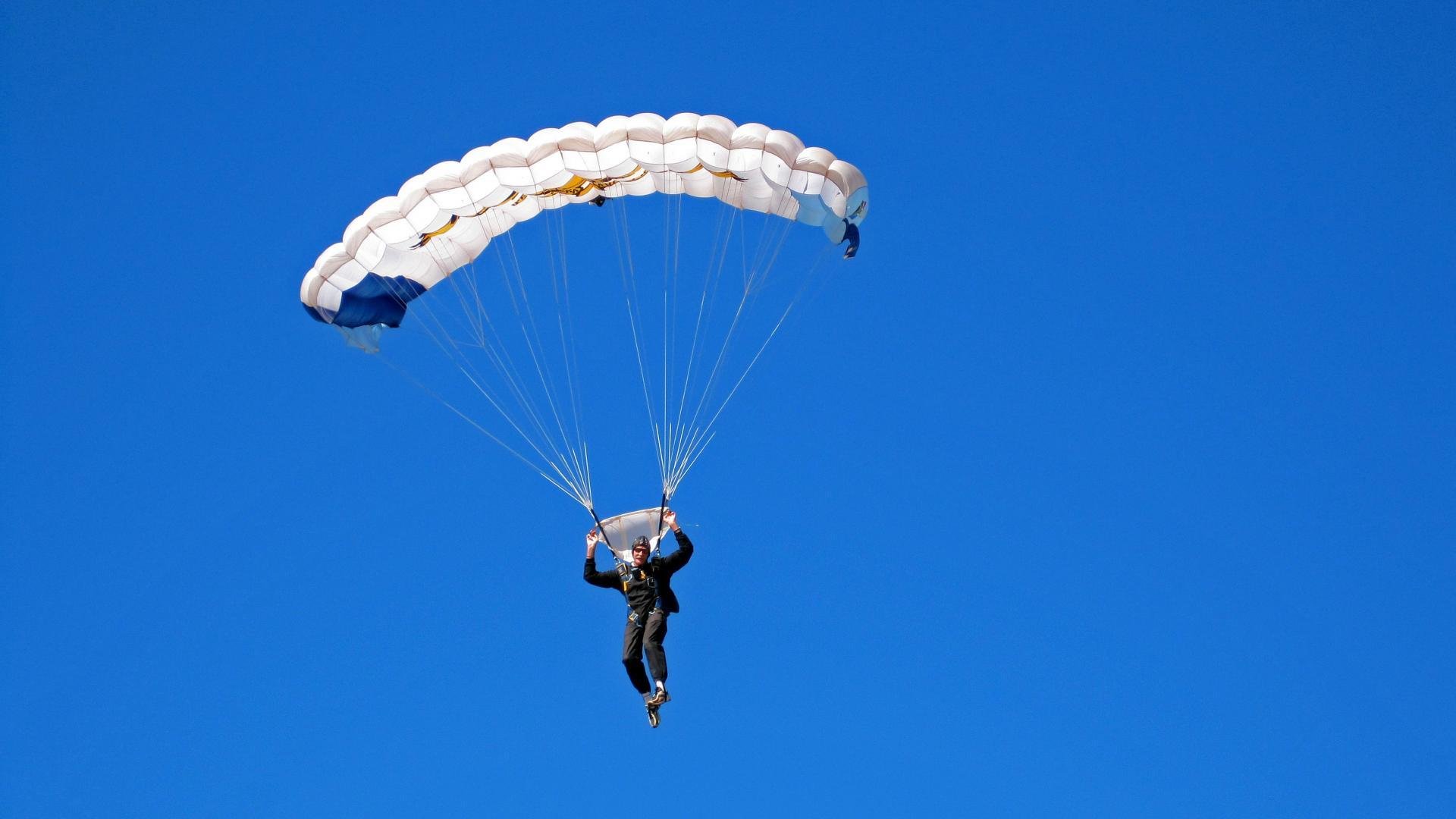 开云体育登录网站入口-英超球员心率变异性指标指导恢复训练的应用探索，心率变异性计算方法