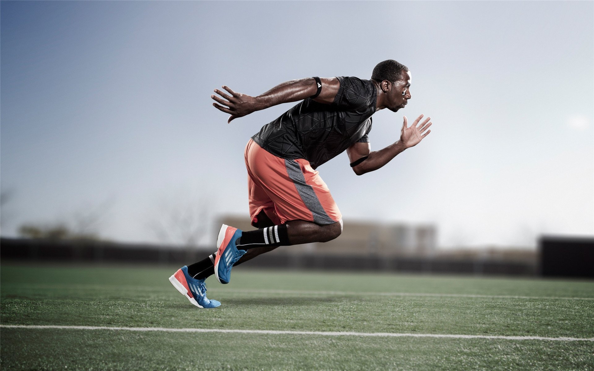 开云入口-《堡垒之夜》“未来光影”城市赛,创意无限!