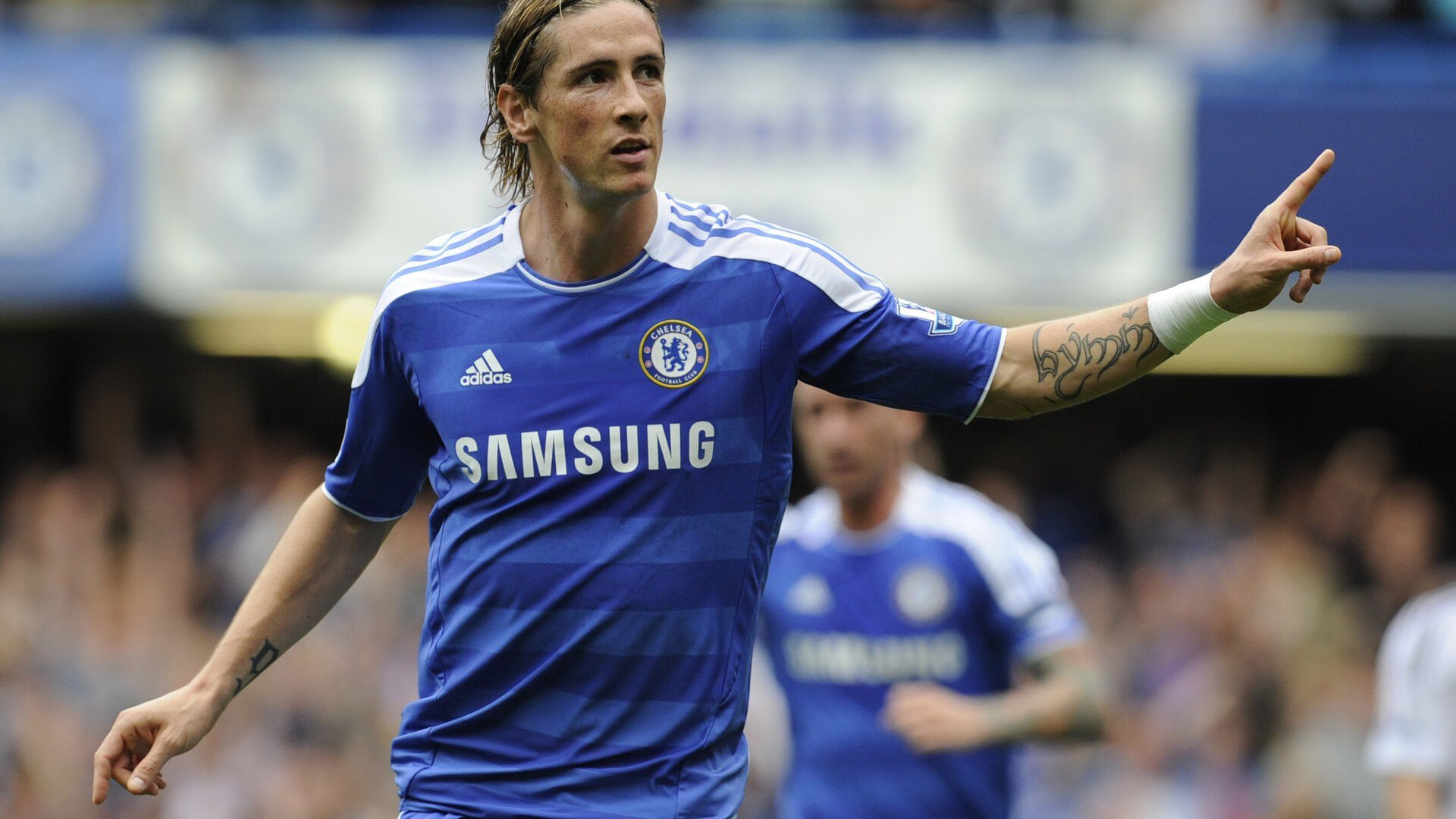 申花奋战未果，柔佛新山反击显神威——一场激情与碰撞的亚冠之夜