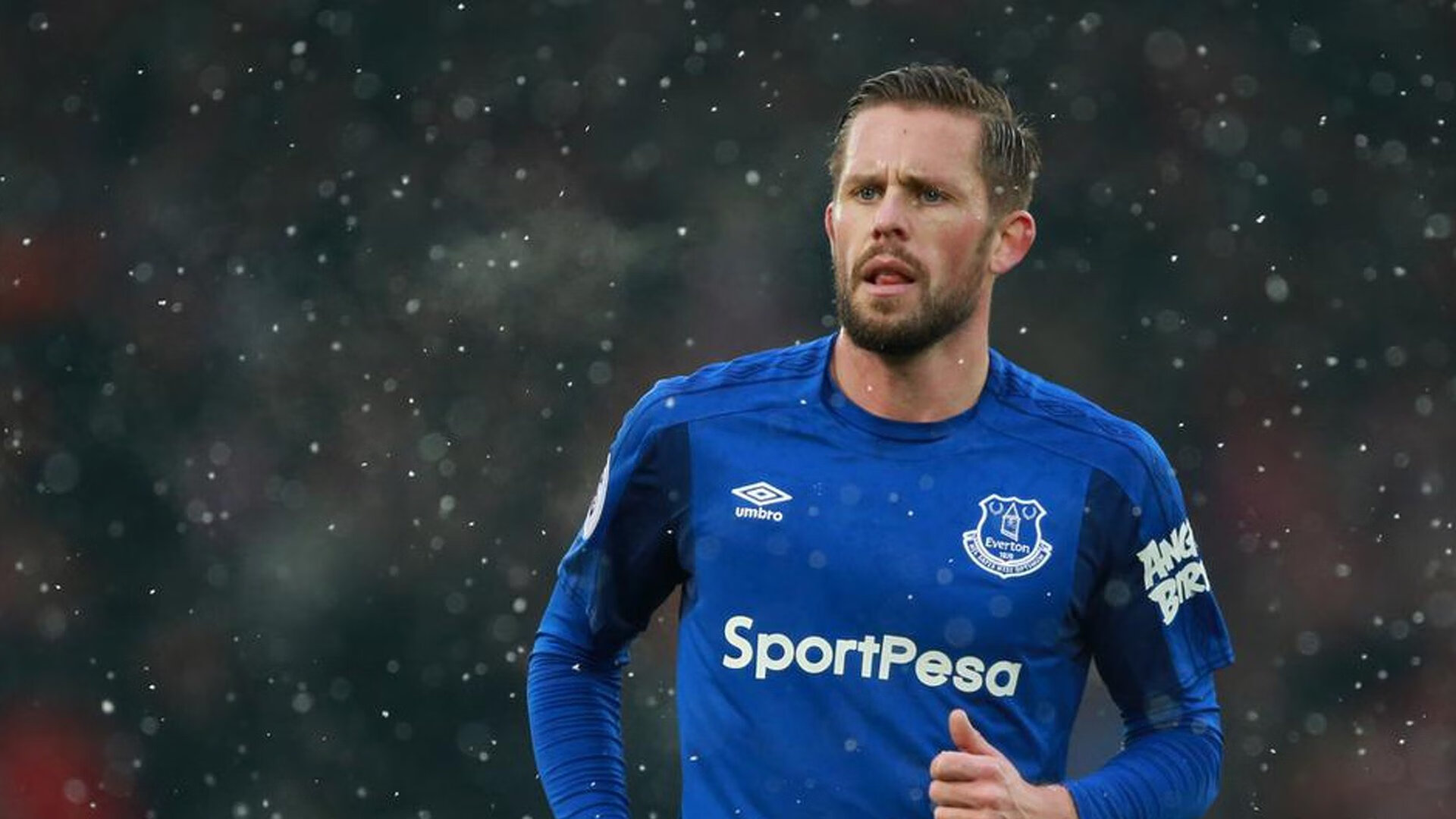 开云网址入口-维尼修斯训练态度获全队点赞，新赛季志当“精神队长”引领球队新风尚